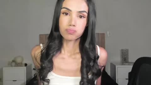 Ana Henao or Annie... Follow me ahenaocb Insta  X online show from April 2026 12:02:01 AM