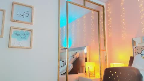 Anahi  online show from March 2026 07:17:01 PM