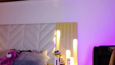 Snapshot of anaise_latif chatting on March 2026 11:50:02 AM Anaise online show from March 2026 11:50:02 AM