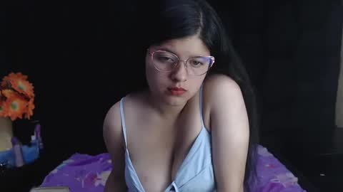 Snapshot of analybigboobs chatting on January 2025 01:08:01 AM catherin owen online show from January 2025 01:08:01 AM