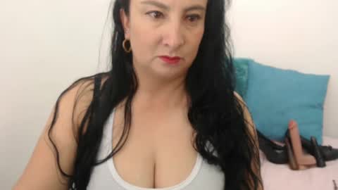 anamaria288 online show from September 2025 12:19:01 PM