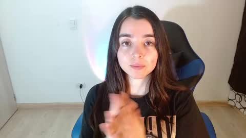 Snapshot of anarosse__ chatting on February 2025 01:59:02 AM ana 3 online show from February 2025 01:59:02 AM