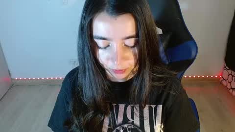 Snapshot of anarosse__ chatting on September 2025 01:49:02 AM ana 3 online show from September 2025 01:49:02 AM