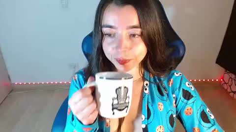 Snapshot of anarosse__ chatting on September 2025 01:06:02 AM ana 3 online show from September 2025 01:06:02 AM