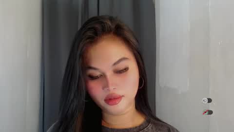 Snapshot of anaruru_ chatting on April 2026 04:43:02 PM ANA online show from April 2026 04:43:02 PM