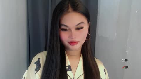 Snapshot of anaruru_ chatting on April 2026 05:27:02 AM ANA online show from April 2026 05:27:02 AM
