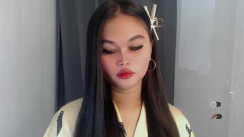 Snapshot of anaruru_ chatting on April 2026 05:22:02 PM ANA online show from April 2026 05:22:02 PM