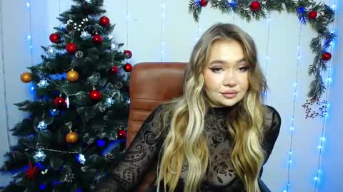 anastacyyellig online show from December 2024 08:37:01 PM