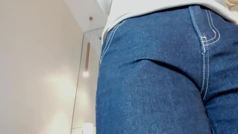 anastasia online show from September 2025 03:06:02 AM