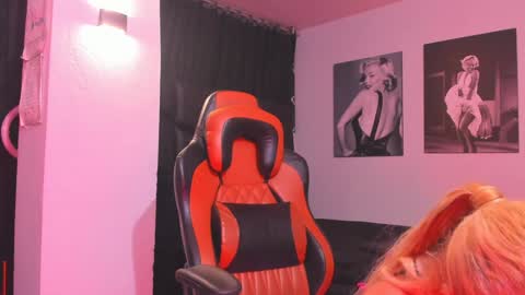 Snapshot of anastasiataylor_ chatting on February 2025 06:24:01 AM Ana 3 online show from February 2025 06:24:01 AM