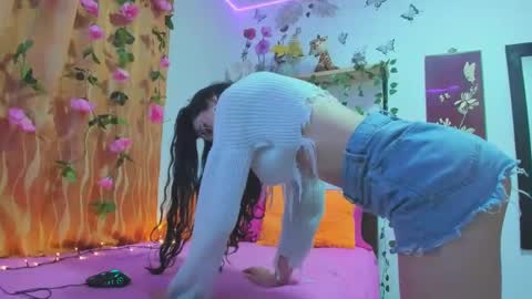 Independent online show from February 2025 07:26:01 AM