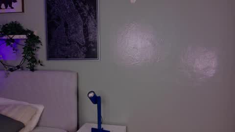 Kendra  online show from April 2026 10:09:01 AM