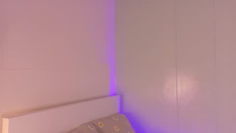 Kendra  online show from April 2026 09:59:01 AM