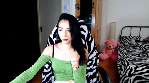 Snapshot of anaxsin chatting on November 2025 04:39:01 PM sweetSin online show from November 2025 04:39:01 PM