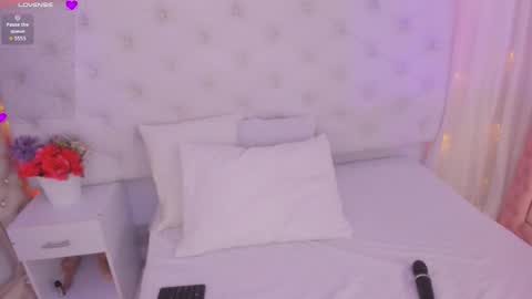 anchela garcia online show from November 2025 02:27:02 PM