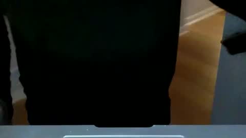 Snapshot of andees222 chatting on December 2024 10:24:02 PM Andees222 online show from December 2024 10:24:02 PM