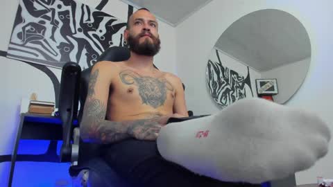 Snapshot of anders_x chatting on May 2026 12:28:02 AM Andrs - online show from May 2026 12:28:02 AM