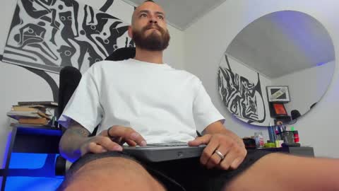 Snapshot of anders_x chatting on June 2026 12:04:02 AM Andrs - online show from June 2026 12:04:02 AM