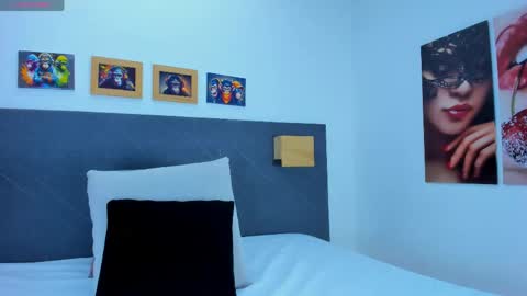 Andrea online show from April 2026 12:09:02 PM