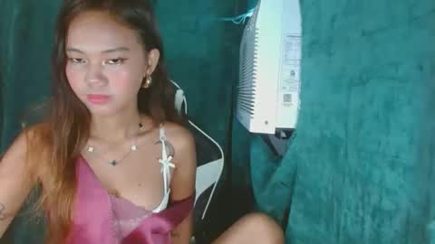 Snapshot of andiaprecious_ chatting on April 2026 06:55:02 AM andiaprecious_ online show from April 2026 06:55:02 AM