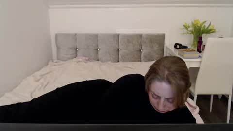 Snapshot of andorphina chatting on January 2026 04:38:02 AM Andorphin online show from January 2026 04:38:02 AM
