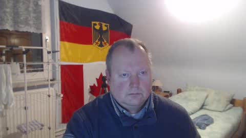 Snapshot of andre124231 chatting on December 2024 08:32:01 PM Andre online show from December 2024 08:32:01 PM