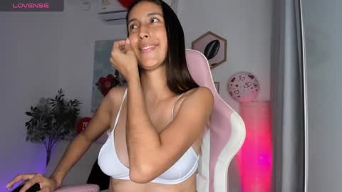 A l e online show from February 2025 12:06:01 AM