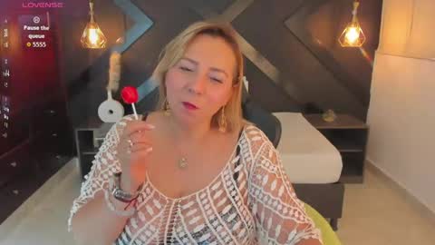 Snapshot of andre_soto_ chatting on May 2026 01:45:01 AM A N D R E online show from May 2026 01:45:01 AM