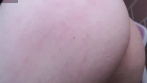 Snapshot of andrea_camila chatting on June 2026 06:54:02 PM Andrea online show from June 2026 06:54:02 PM