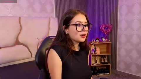 Snapshot of andrea_tay1 chatting on July 2026 07:23:02 PM andrea_tay1 online show from July 2026 07:23:02 PM