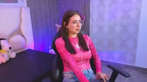 Snapshot of andrea_tay1 chatting on July 2026 08:08:02 PM andrea_tay1 online show from July 2026 08:08:02 PM
