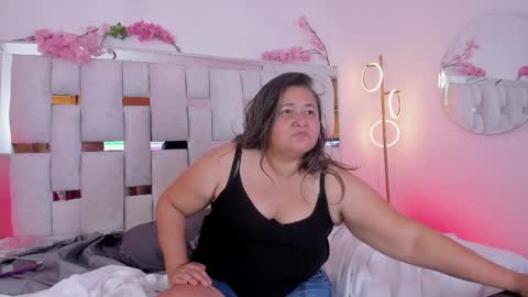 Andrea online show from June 2026 01:28:02 AM