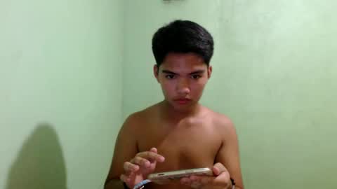 Snapshot of andreaobsessionxx chatting on April 2026 12:29:02 PM andreaobsessionxx online show from April 2026 12:29:02 PM