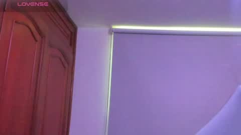 Snapshot of andreaqueenn chatting on March 2026 07:08:01 PM andreaqueenn online show from March 2026 07:08:01 PM