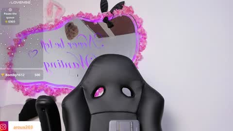 Andrea online show from January 2025 05:06:01 PM