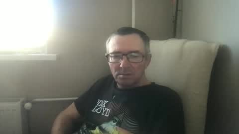 andreass60 online show from October 2025 12:39:02 PM