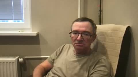 andreass60 online show from November 2025 08:06:02 AM