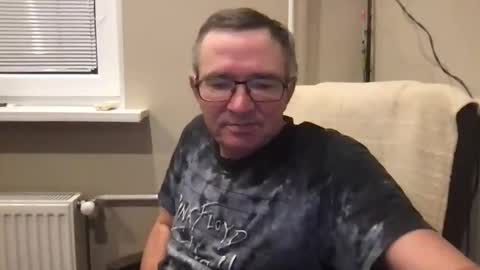 andreass60 online show from December 2025 06:17:02 AM