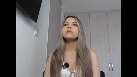 andreau 19 online show from July 2026 02:13:02 PM