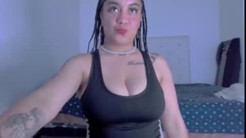 Snapshot of andrebigboobs chatting on December 2024 09:29:02 PM Andre online show from December 2024 09:29:02 PM