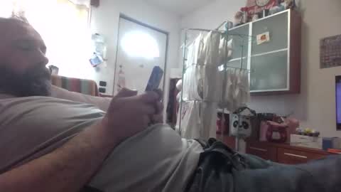 Snapshot of andrecool979 chatting on April 2026 12:10:01 PM Andre online show from April 2026 12:10:01 PM