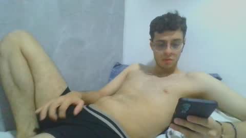 andres129494 online show from December 2025 02:38:01 AM