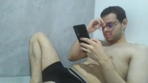 Snapshot of andres129494 chatting on May 2026 01:22:01 AM andres129494 online show from May 2026 01:22:01 AM