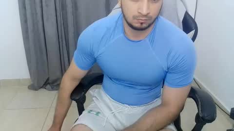 andres180950734 online show from October 2025 11:25:01 AM