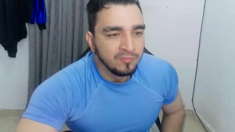 Snapshot of andres180950734 chatting on May 2026 11:27:01 AM andres180950734 online show from May 2026 11:27:01 AM