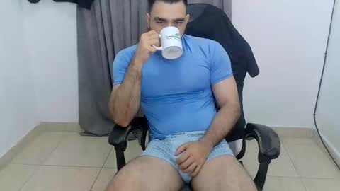 Snapshot of andres180950734 chatting on May 2026 11:38:02 AM andres180950734 online show from May 2026 11:38:02 AM