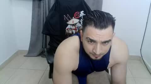 Snapshot of andres180950734 chatting on May 2026 11:33:01 PM andres180950734 online show from May 2026 11:33:01 PM