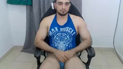 Snapshot of andres180950734 chatting on May 2026 11:02:01 PM andres180950734 online show from May 2026 11:02:01 PM