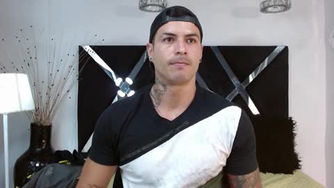 insta andres clark  online show from March 2025 06:19:02 PM