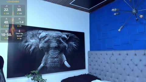 insta andres clark  online show from April 2026 06:08:02 PM